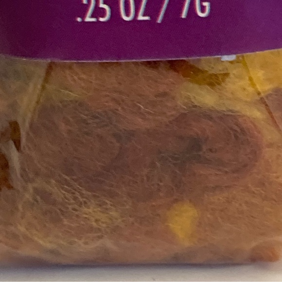 12 Dimensions FeltWorks 100% Wool Gold Curly Roving 0.25oz Needle Felting Crafts - Picture 3 of 15